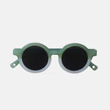 Paire de lunettes de soleil bébé catégorie 4, bicolore vert et blanc avec monture en TPEE effet transparent. 