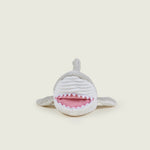 requin bouillotte gris et blanc gueule ouverte et dents pointues 