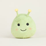 Peluche bouillotte juniors chenille, vert clair avec antennes et visage souriant, vue de face